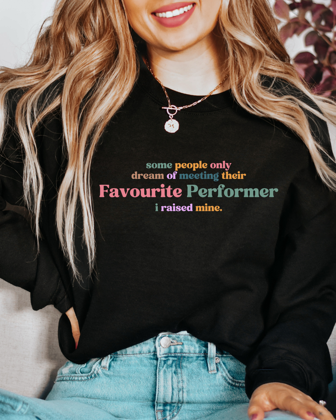 Spotlight Association~Favourite Performer