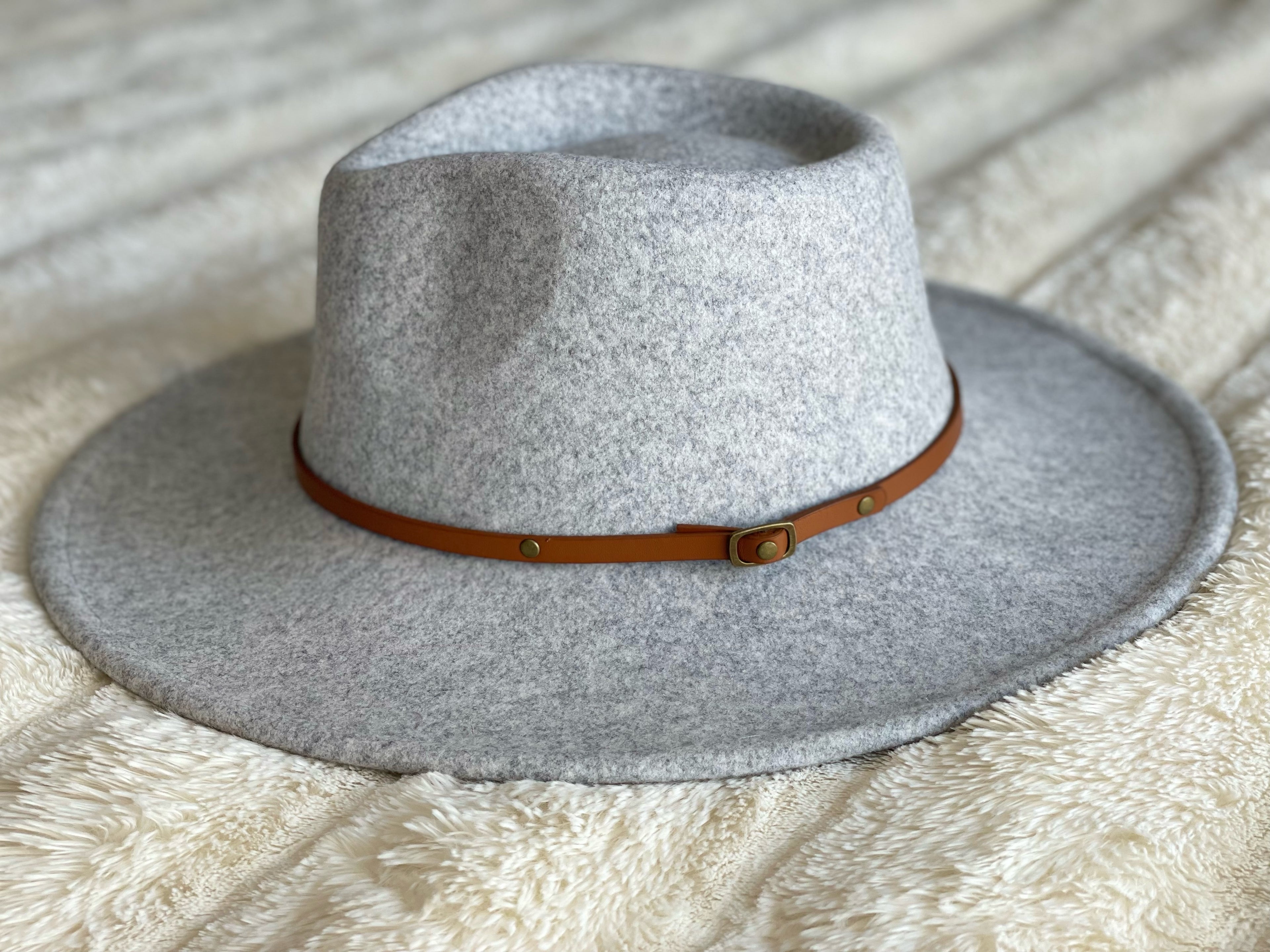 Wool Blend Wide Brim Hat w/ Belt - Grey