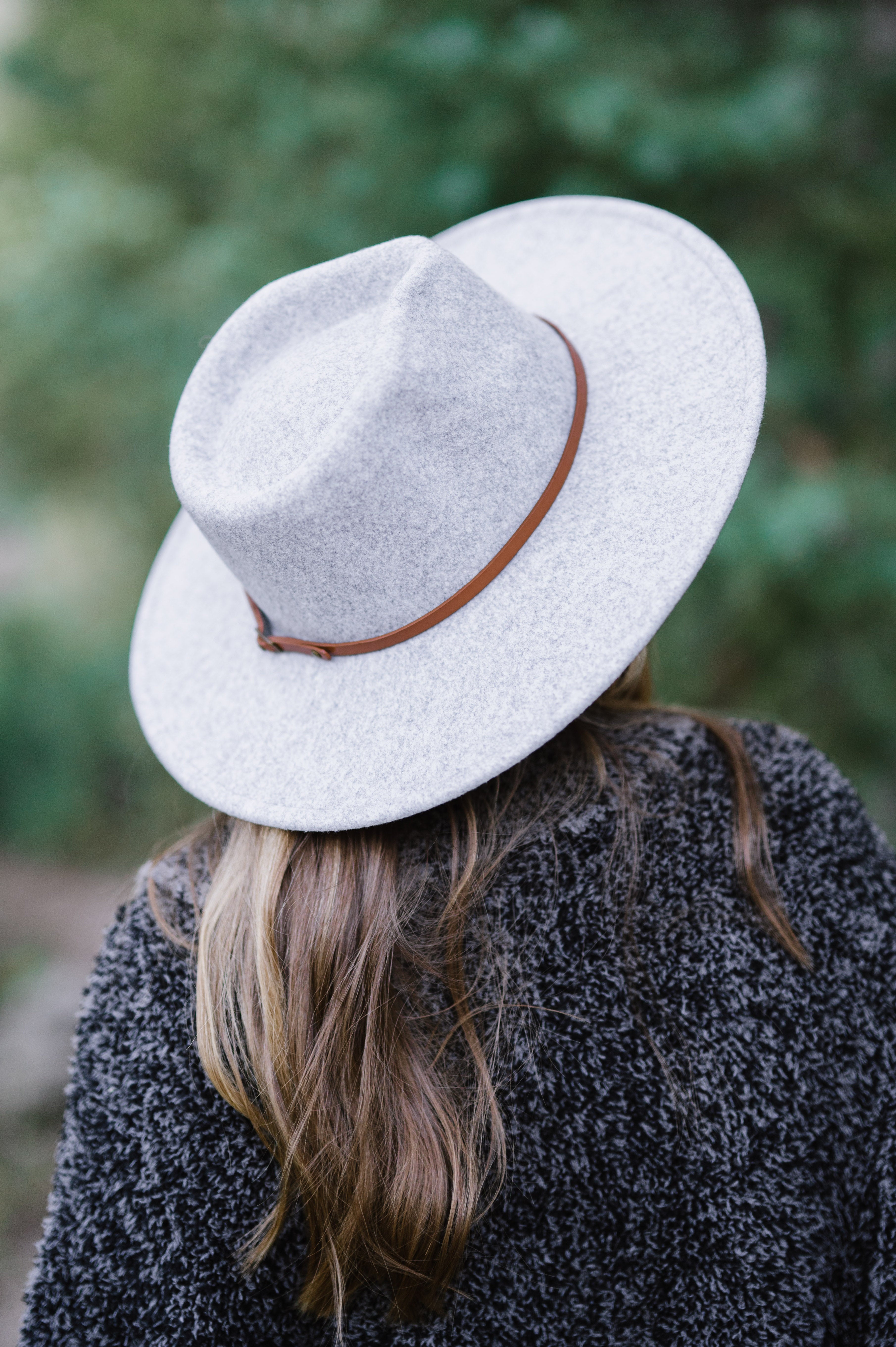 Wool Blend Wide Brim Hat w/ Belt - Grey